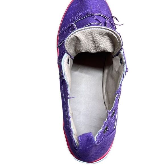 Women’s Purple Low Top Slip-On Distressed Sneakers Size 8.5 - Picture 11 of 12